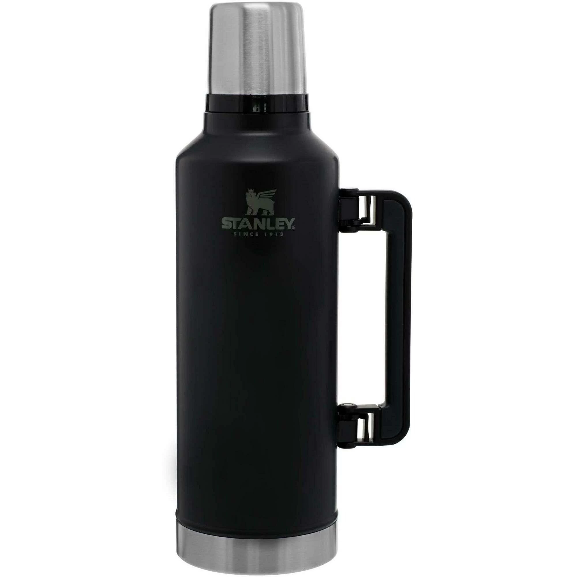 Stanley PMIThe Legendary Classic thermosfles 2,3 liter matte black Stanley PMIThe Legendary Classic Thermosfles 2,3 Liter Matte Black -Lafuma-Winkel 115074 990 01